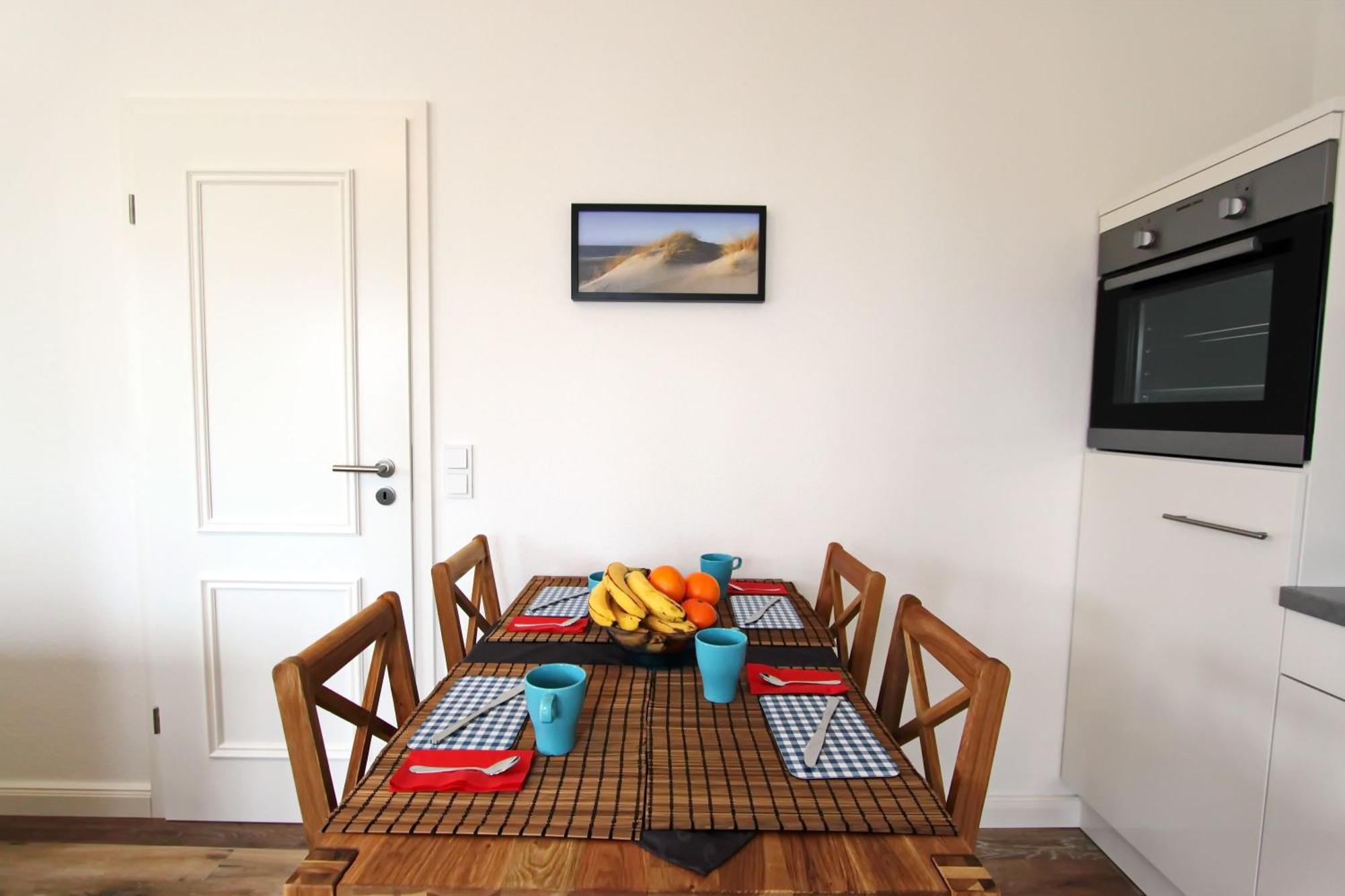 Robbe Apartment *